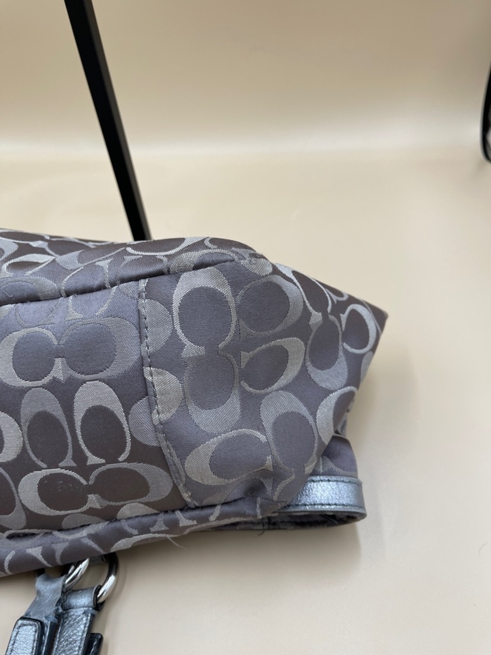 Coach Gray and Silver Metallic Signature Satchel G1175-F17698 Daily Coach - Picture 5 of 12